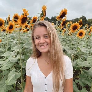 Meet your Posher, Emma